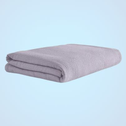 A breathable coverlet for summer sleeping
