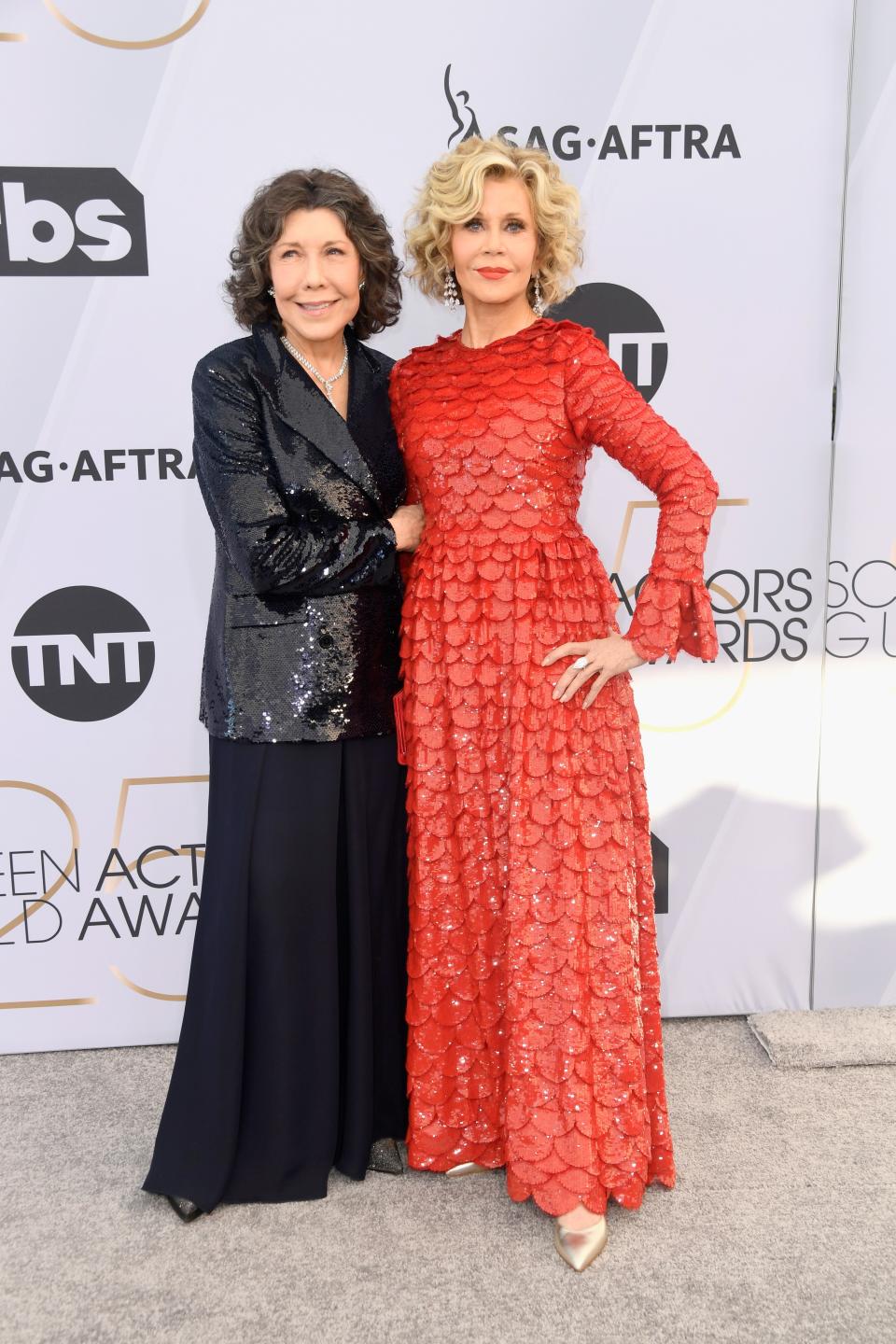 <h1 class="title">Lily Tomlin in Yvan Tufenkjian jewelry and Jane Fonda in Valentino and Sarah Flint shoes</h1><cite class="credit">Photo: Getty Images</cite>