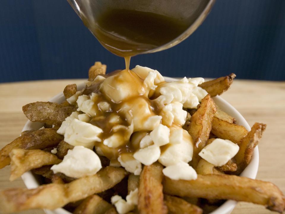 poutine canada