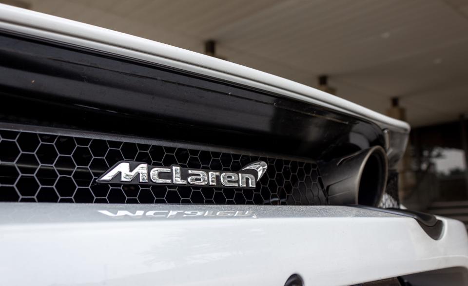 The McLaren 720S Spider rear logo.