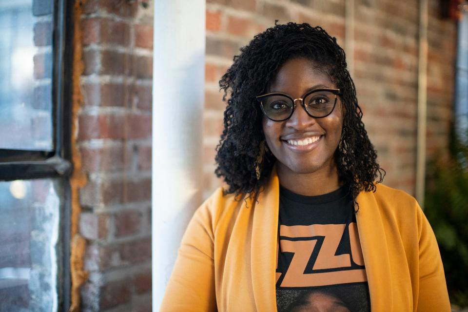 Ranthony A.C. Edmonds, an ascending postdoctoral researcher in mathematics at Ohio State University, leads STEM workshops for local middle schoolers about Black mathematicians.