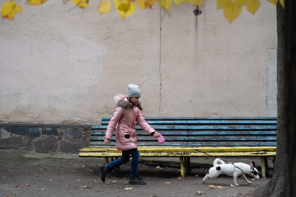 Khrystyna and her family live in a town in Kyiv Oblast (Anastasia Vlasova/Save the Children)