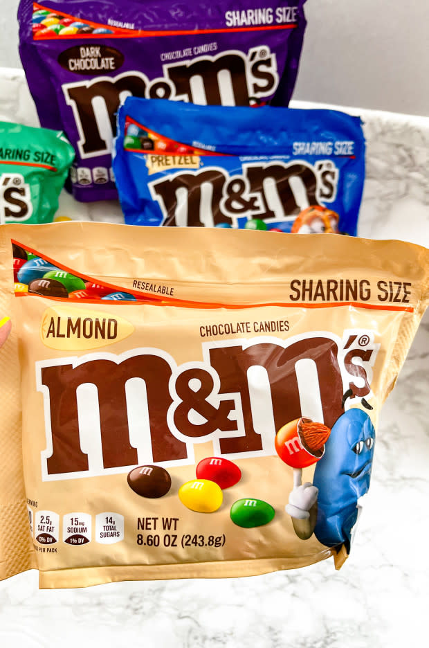 Almond M&M's Candy: 15-Ounce Bag