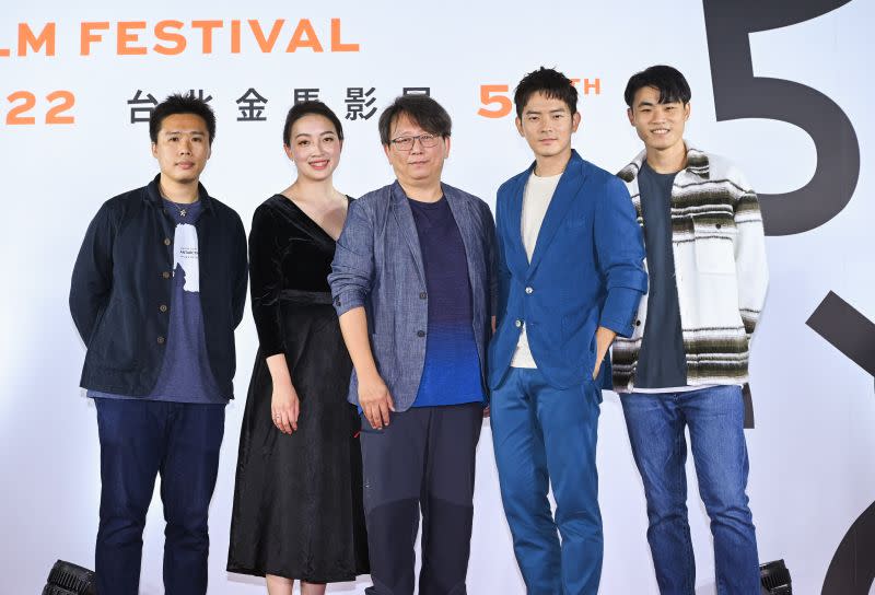 ▲電影《無邊》金馬首映，林皓申（左起）、林語萱、導演楊力州、宥勝、吳昇儒共同出席。（圖／金馬執委會提供）