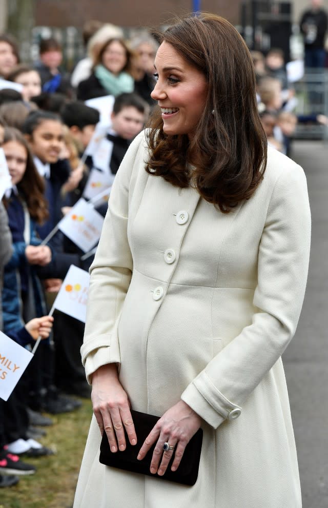 <p>Ella se personó a Pegasus Primary para observar el trabajo de Family Links, una entidad benéfica que trabaja con las escuelas para ofrecer apoyo a los niños y padres con su bienestar emocional. </p>