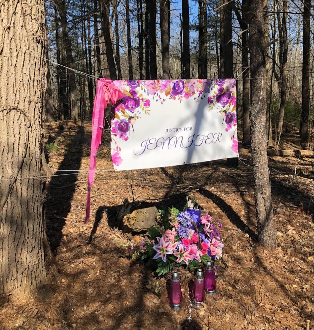The memorial was set up in February 2020 in West Hartford (Justice for Jennifer Facebook page)