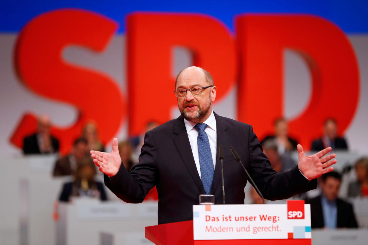 Martin Schulz spricht auf dem SPD-Parteitag (Bild: Reuters)