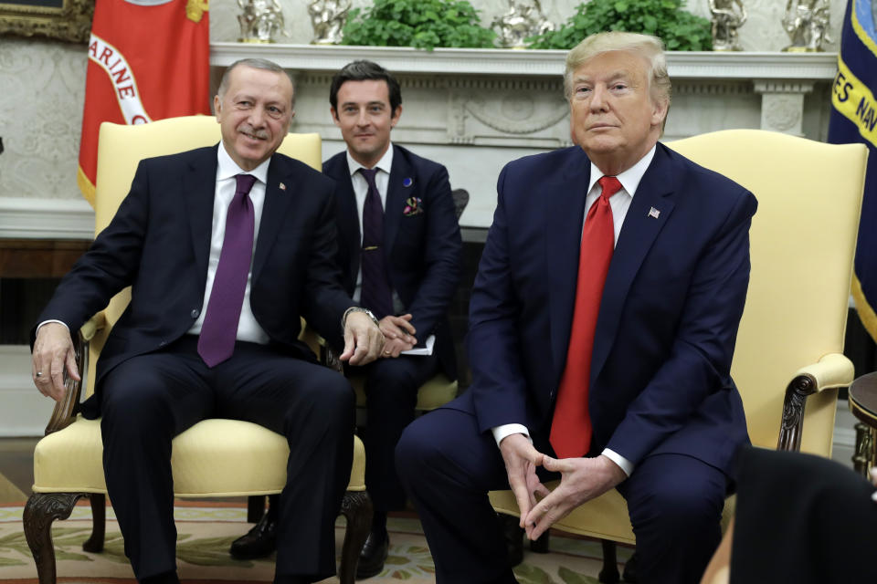 President Donald Trump and Turkish President Recep Tayyip Erdogan meet in the Oval Office of the White House, Wednesday, Nov. 13, 2019, in Washington. (AP Photo/ Evan Vucci)