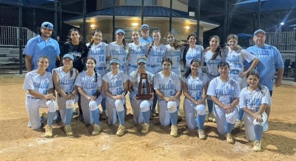 The Somerset Academy Silver Palms softball team won a district title.