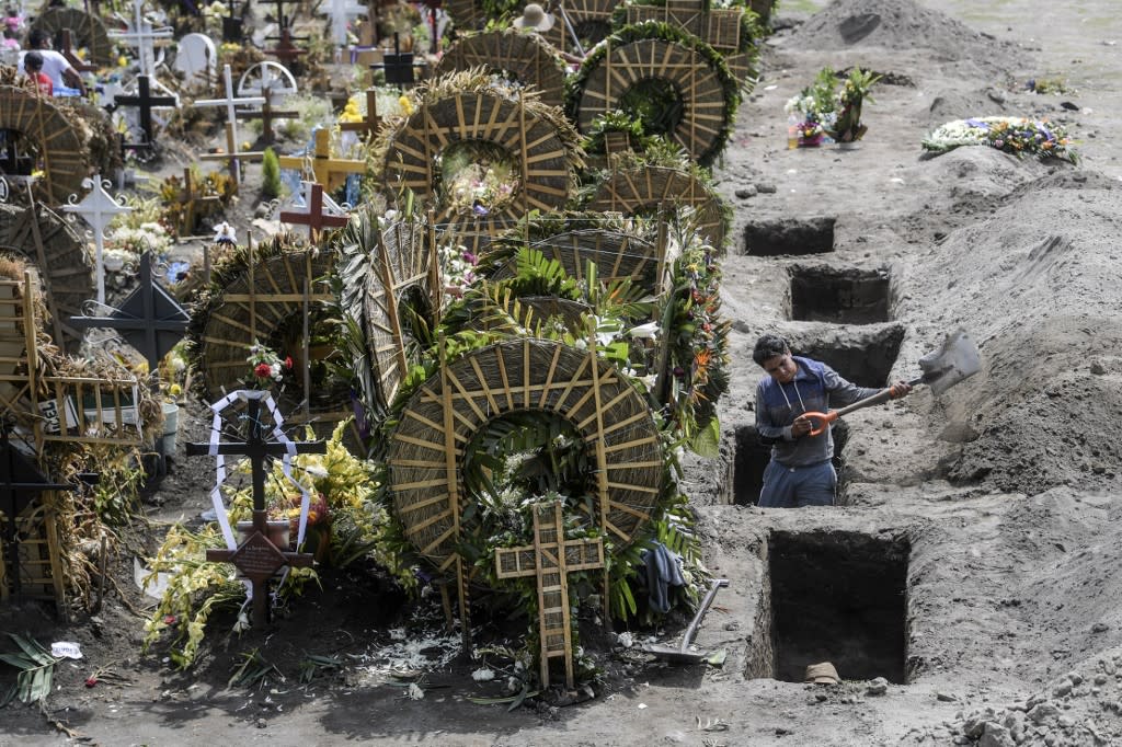 Le Covid-19 a fait plus d'un million de morts dans le monde, neuf mois après le premier cas. 