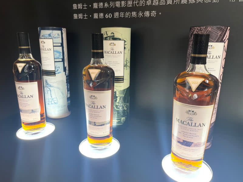 ▲6款不同主題包裝的「麥卡倫 詹姆士．龐德60週年限量版威士忌」在台灣開賣。（圖／記者鍾怡婷攝）