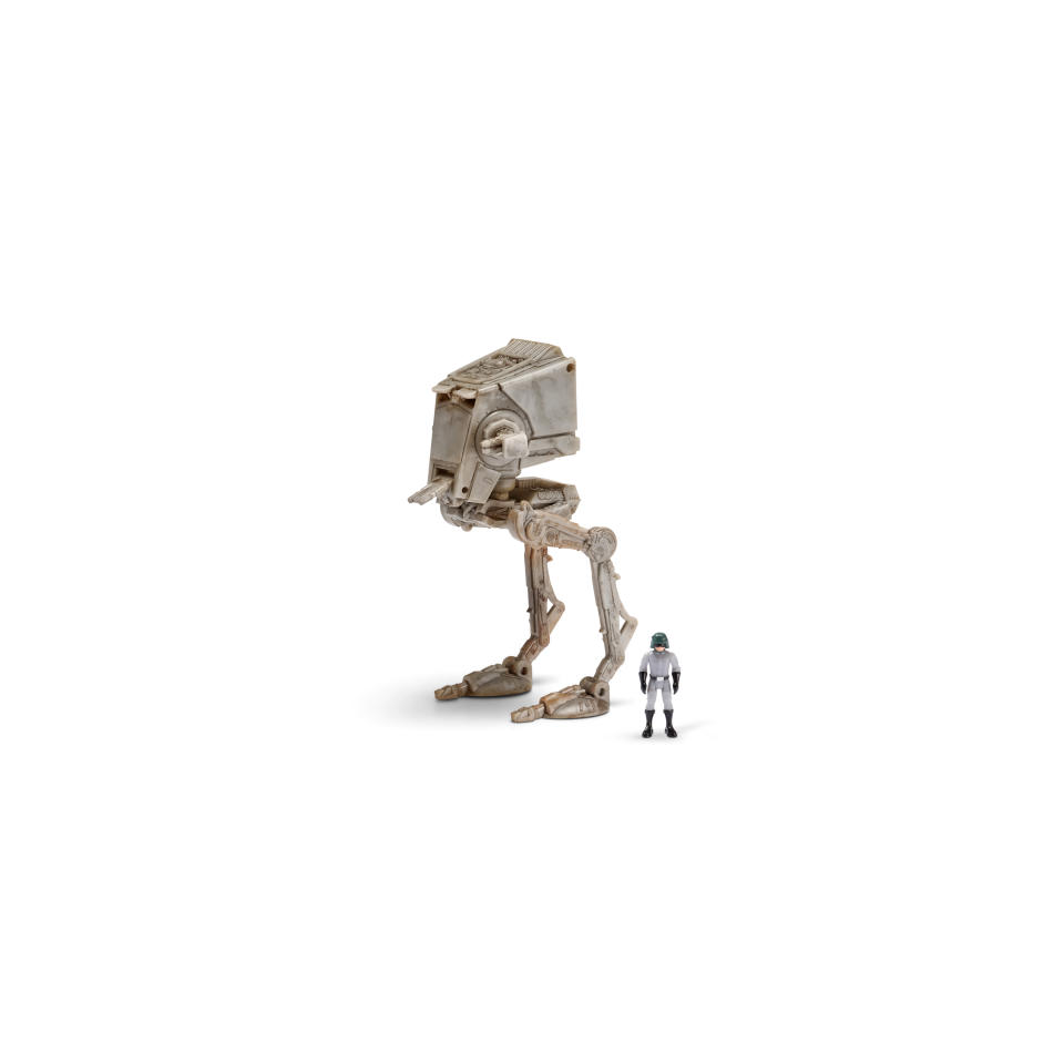 Star Wars Light Armor Class AT-ST (Photo: Jazwares)