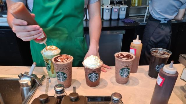 The Reason Starbucks Employees Can't Make More Than 3 Drinks At Once