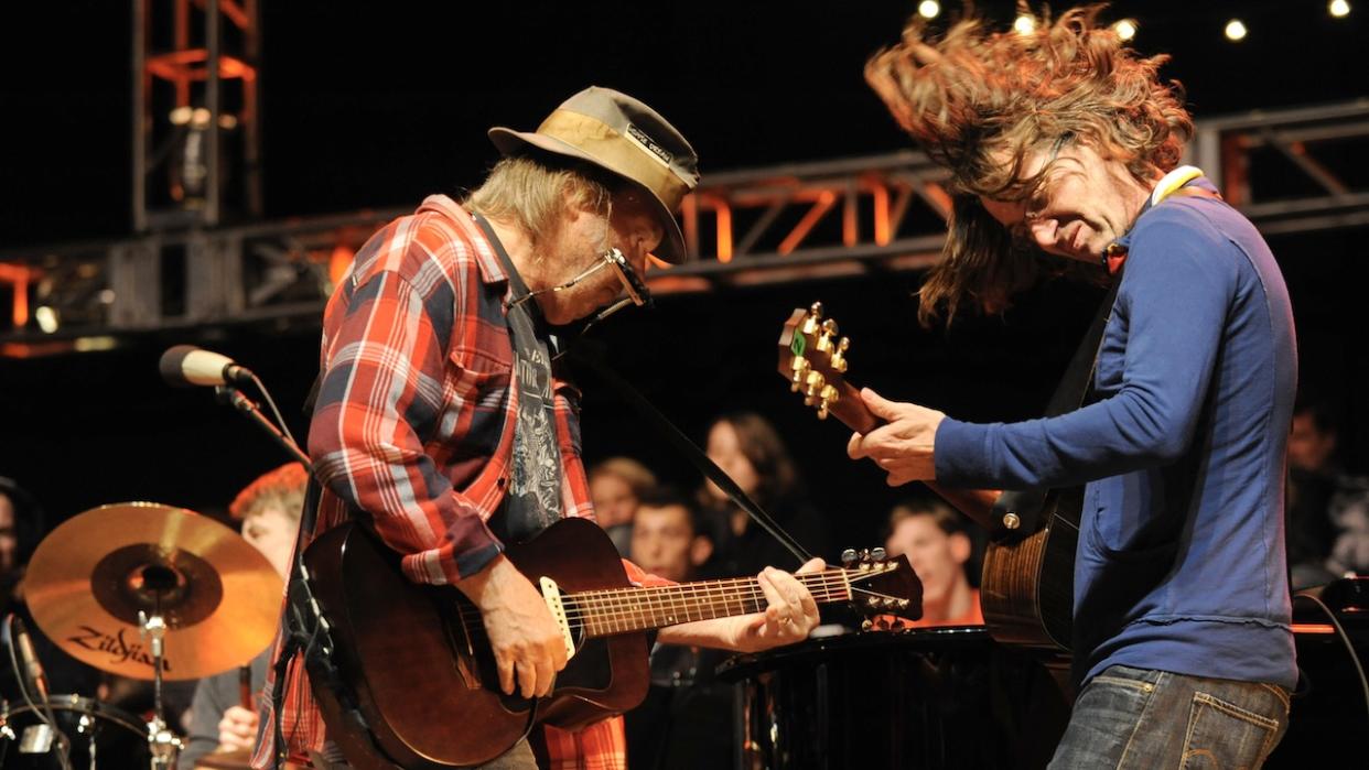  Neil Young and Stone Gossard of Pearl Jam, Shoreline Amphitheatre, October 24, 2010. 