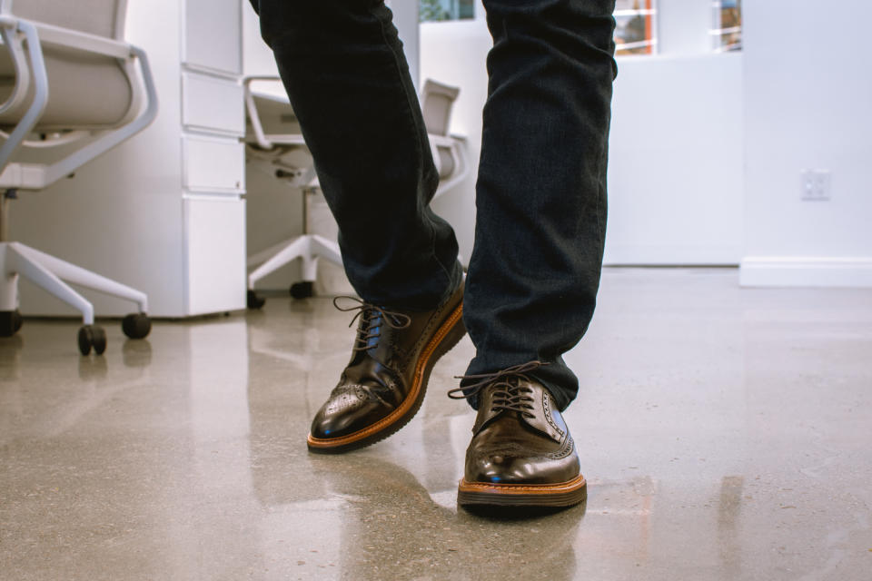 the johnston and murphy jameson longwing dress shoes in dark brown