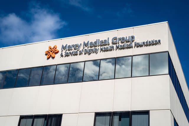 <p>Chris Allan/Alamy</p> Building exterior of Mercy Medical Dignity Health.