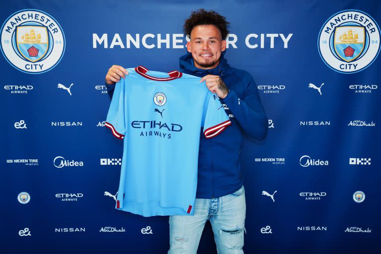 Phillips llegó a Manchester City con un encendido mensaje de agradecimiento a Bielsa