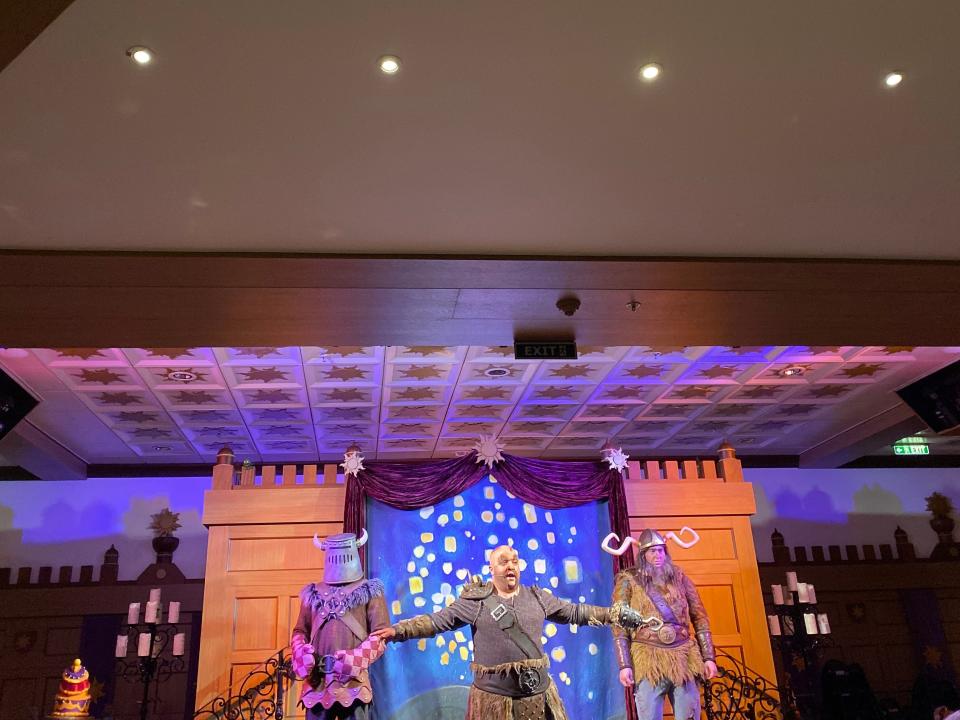 show at royal table rotational dining on a disney cruise