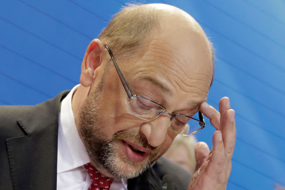 Martin Schulz war strikt dagegen – jetzt sprach er sich für die GroKo aus. (Bild: AP Photo)