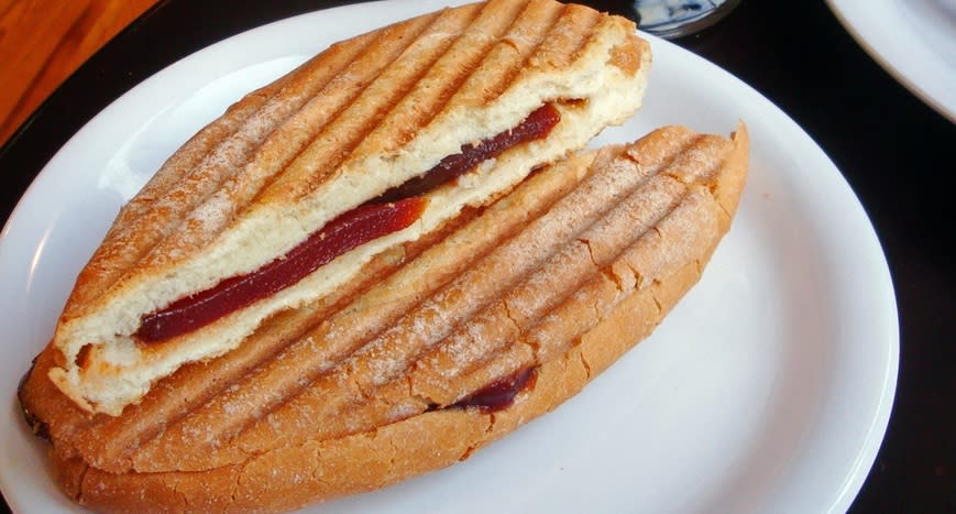 FOOD: Pan con timba