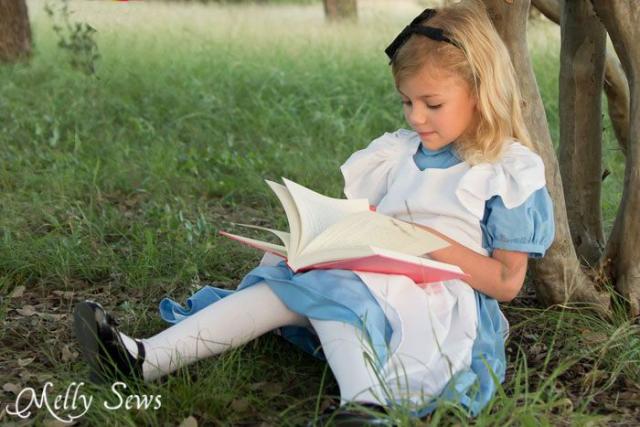 Baby Alice Costume - Alice in Wonderland by Spirit Halloween