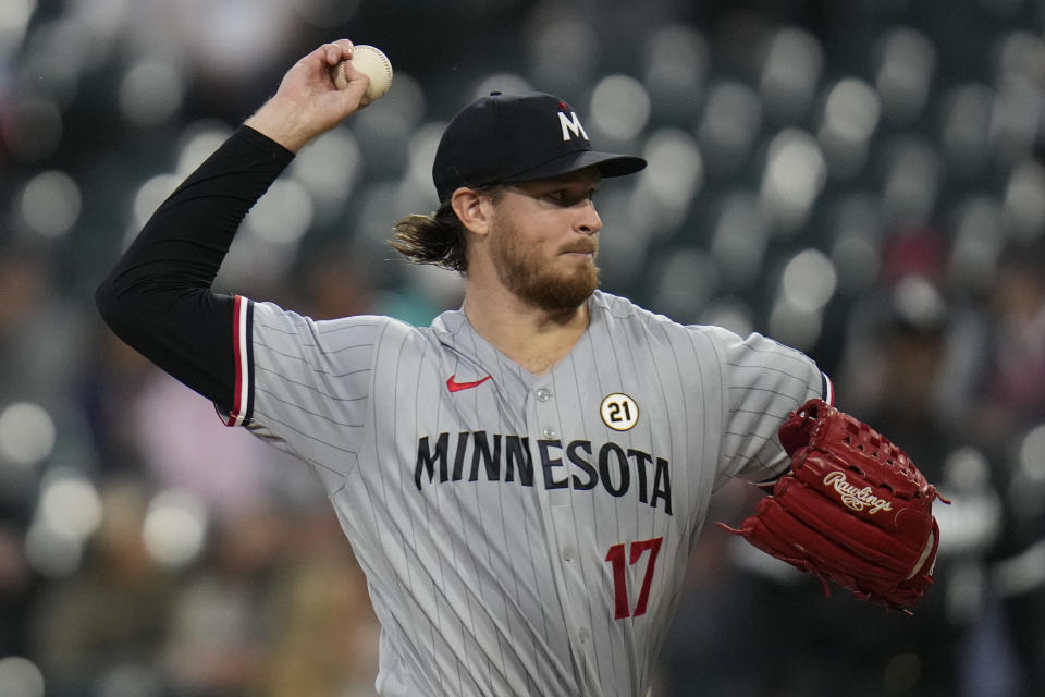 Minnesota Twins starting pitcher Bailey Ober throws against the Chicago White Sox during the first inning of a baseball game Friday, Sept. 15, 2023, in Chicago. (AP Photo/Erin Hooley)