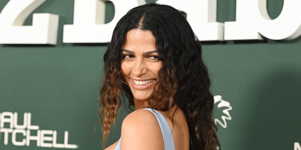 camila alves mcconaughey red carpet