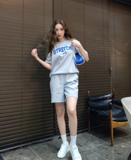 宣美是韓國著名的腿精，身高166公分的她卻擁有110公分的大長腿 圖片來源:IG@miyayeah