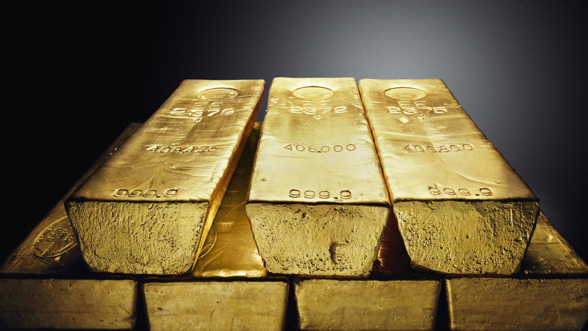 Market strategist predicts continued rise in gold prices as ‘perfect storm’ brews