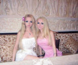 Valeria poses with her fellow doll Dominika 777.<br><br> © Facebook.com/ValeriaLukyanova