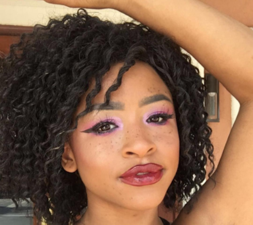 This teen had such a powerful response to everyone attacking her armpit hair selfie