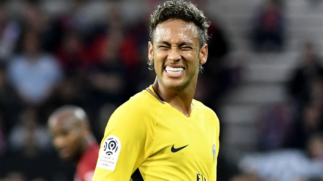 Neymar debutó con gol en su nueva aventura parisina