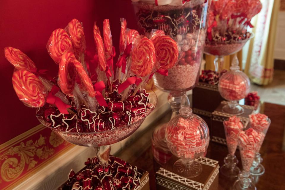 <p>A display of candy as part of Christmas decorations are seen in the Red Room during a preview of holiday decorations at the White House in Washington, D.C. on Nov. 27, 2017. (Photo: Saul Loeb/AFP/Getty Images) </p>