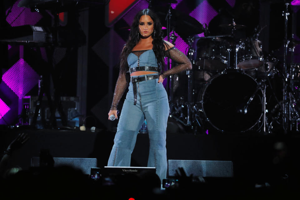 Demi Lovato performs during the 2017 Jingle Ball at Madison Square Garden in New York, U.S., December 8, 2017.  REUTERS/Lucas Jackson