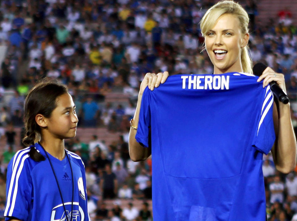 Theron Charlize Chelsea Milan Gm