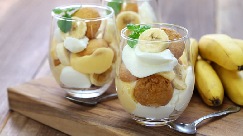 Banana pudding in glasses