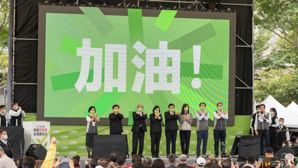 民進黨今（30日）於桃園啟動全台首場「四個不同意 台灣更有力」場公投說明會。（圖／民進黨提供）