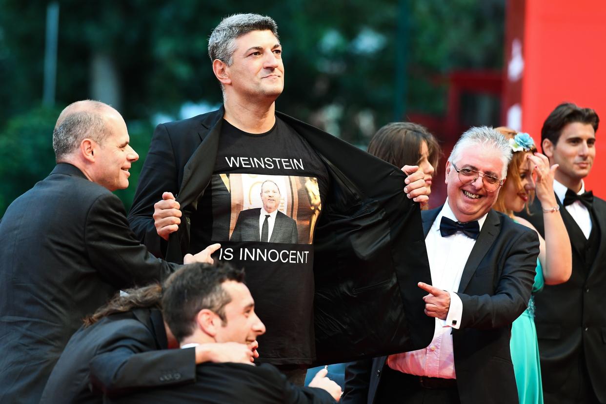 The Italian director&nbsp;Luciano Silighini Garagnani wore a T-shirt in support of Harvey Weinstein on the Venice Film Festival red carpet this weekend. (Photo: VINCENZO PINTO via Getty Images)