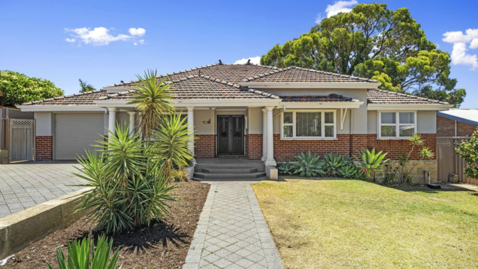 Exterior of the home at 448 Cambridge Street, Floreat which sold at auction to a surprise bidder.