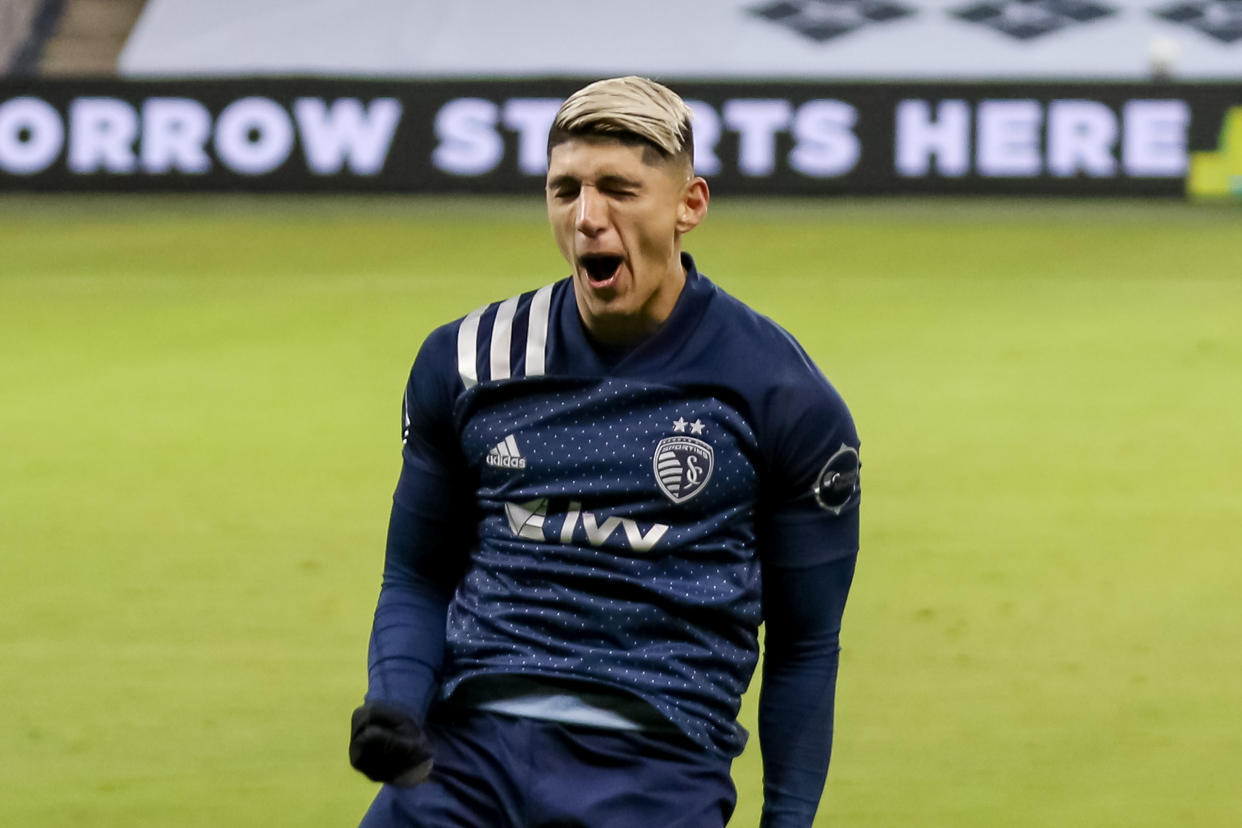 KANSAS CITY, KS - OCTOBER 24: Sporting Kansas City forward Alan Pulido (9) screams in celebration after his goal in the second half of an MLS match between the Colorado Rapids and Sporting Kansas City on October 24, 2020 at Children's Mercy Park in Kansas City, KS.  (Photo by Scott Winters/Icon Sportswire via Getty Images)