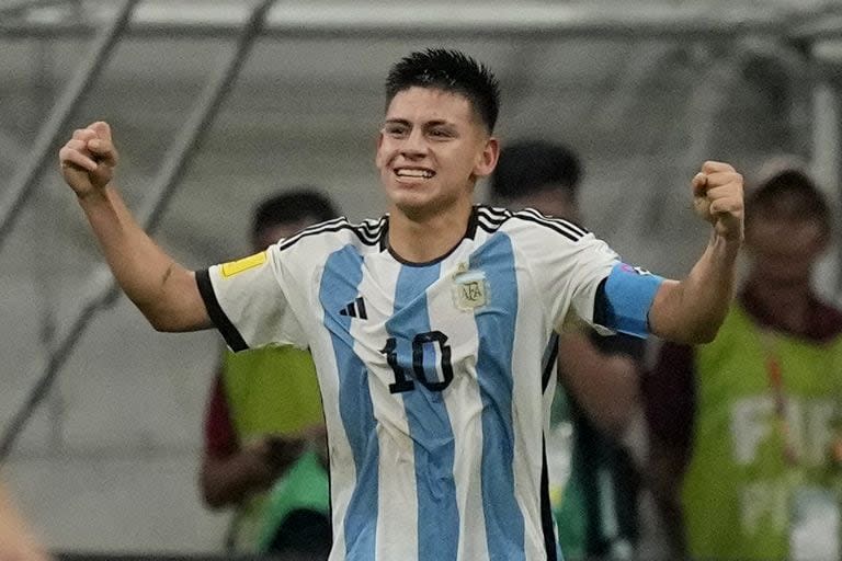 Claudio celebra un gol durante el Mundial Sub 17, en noviembre pasado. Jugará el Preolímpico