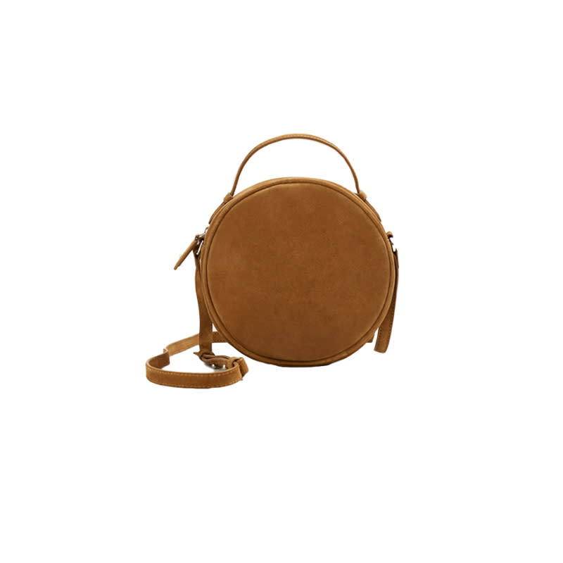 <a rel="nofollow noopener" href="http://rstyle.me/n/cpva94jduw" target="_blank" data-ylk="slk:Leather Bag, Mango, $80;elm:context_link;itc:0;sec:content-canvas" class="link ">Leather Bag, Mango, $80</a><p> <strong>Related Articles</strong> <ul> <li><a rel="nofollow noopener" href="http://thezoereport.com/fashion/style-tips/box-of-style-ways-to-wear-cape-trend/?utm_source=yahoo&utm_medium=syndication" target="_blank" data-ylk="slk:The Key Styling Piece Your Wardrobe Needs;elm:context_link;itc:0;sec:content-canvas" class="link ">The Key Styling Piece Your Wardrobe Needs</a></li><li><a rel="nofollow noopener" href="http://thezoereport.com/entertainment/celebrities/beyonce-twins-names/?utm_source=yahoo&utm_medium=syndication" target="_blank" data-ylk="slk:And The Names Of Beyoncé's Twins Are...;elm:context_link;itc:0;sec:content-canvas" class="link ">And The Names Of Beyoncé's Twins Are...</a></li><li><a rel="nofollow noopener" href="http://thezoereport.com/living/wellness/trader-joes-avocado-citrus-greek-yogurt/?utm_source=yahoo&utm_medium=syndication" target="_blank" data-ylk="slk:Your New Trader Joe's Avocado Obsession Costs Less Than $1;elm:context_link;itc:0;sec:content-canvas" class="link ">Your New Trader Joe's Avocado Obsession Costs Less Than $1</a></li> </ul> </p>