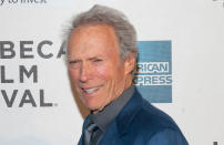 Il semble impensable qu'un des acteurs les plus emblématiques du 20ème siècle n'ait pas son étoile sur Hollywood Walk of Fame, et pourtant c'est bel et bien le cas de Clint Eastwood. Des sources proches de la star ont laissé entendre qu'il n'était tout simplement pas intéressé.