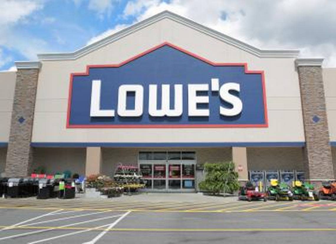 Lowe’s home improvement retailer based in Mooresville is giving bonuses again to hourly employees incremental bonuses for store managers and supply chain supervisor.