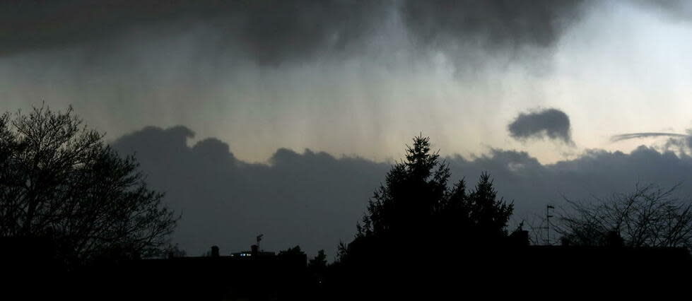 Mercredi, le ciel sera faiblement perturbé au nord-ouest avec des passages pluvieux tandis que le temps sera calme dans le reste de l'Hexagone. (image d'illustration)  - Credit:Jean-Marc LOOS / MAXPPP / PHOTOPQR/L'ALSACE/MAXPPP