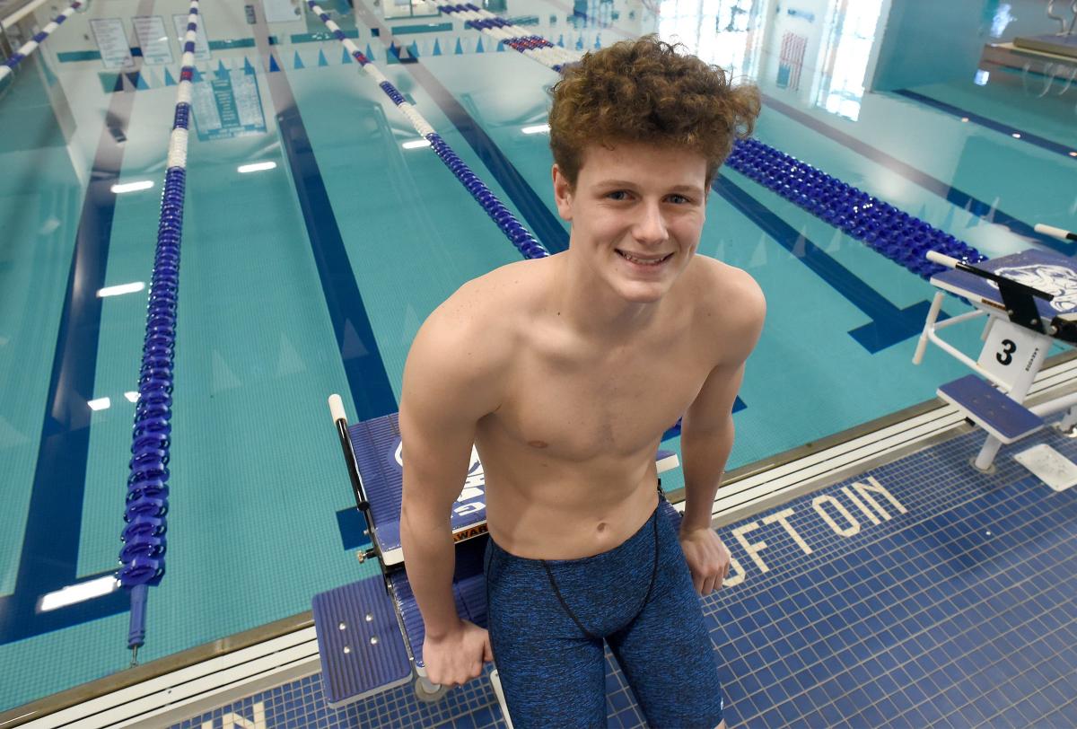 Manhattan's Zeke Kohl in fifth after Day 1 of state swim and dive