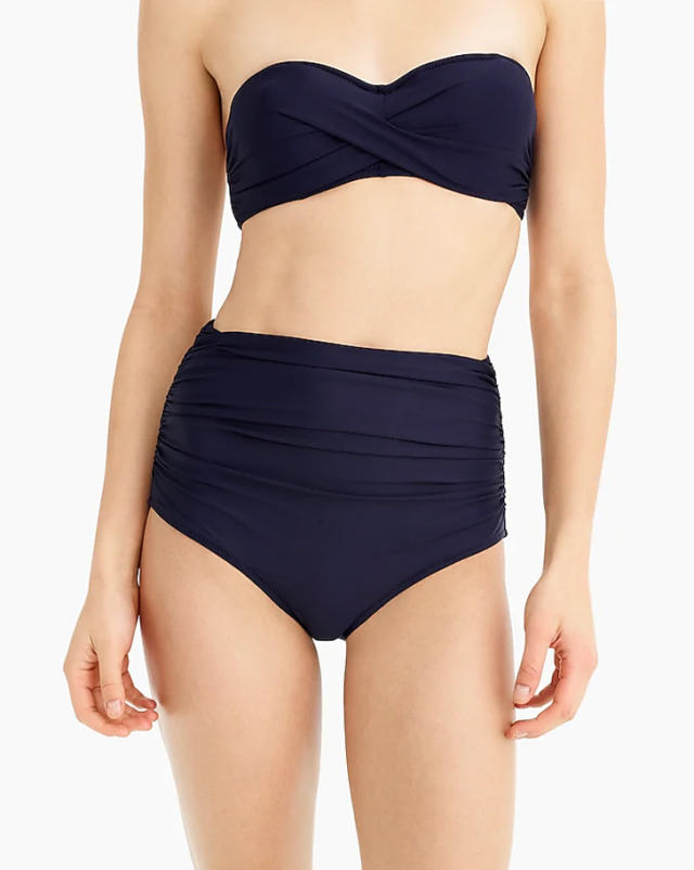 These Are The Most Flattering Swimsuits for Short Torsos, According to the  Experts (Plus 1 to Avoid)