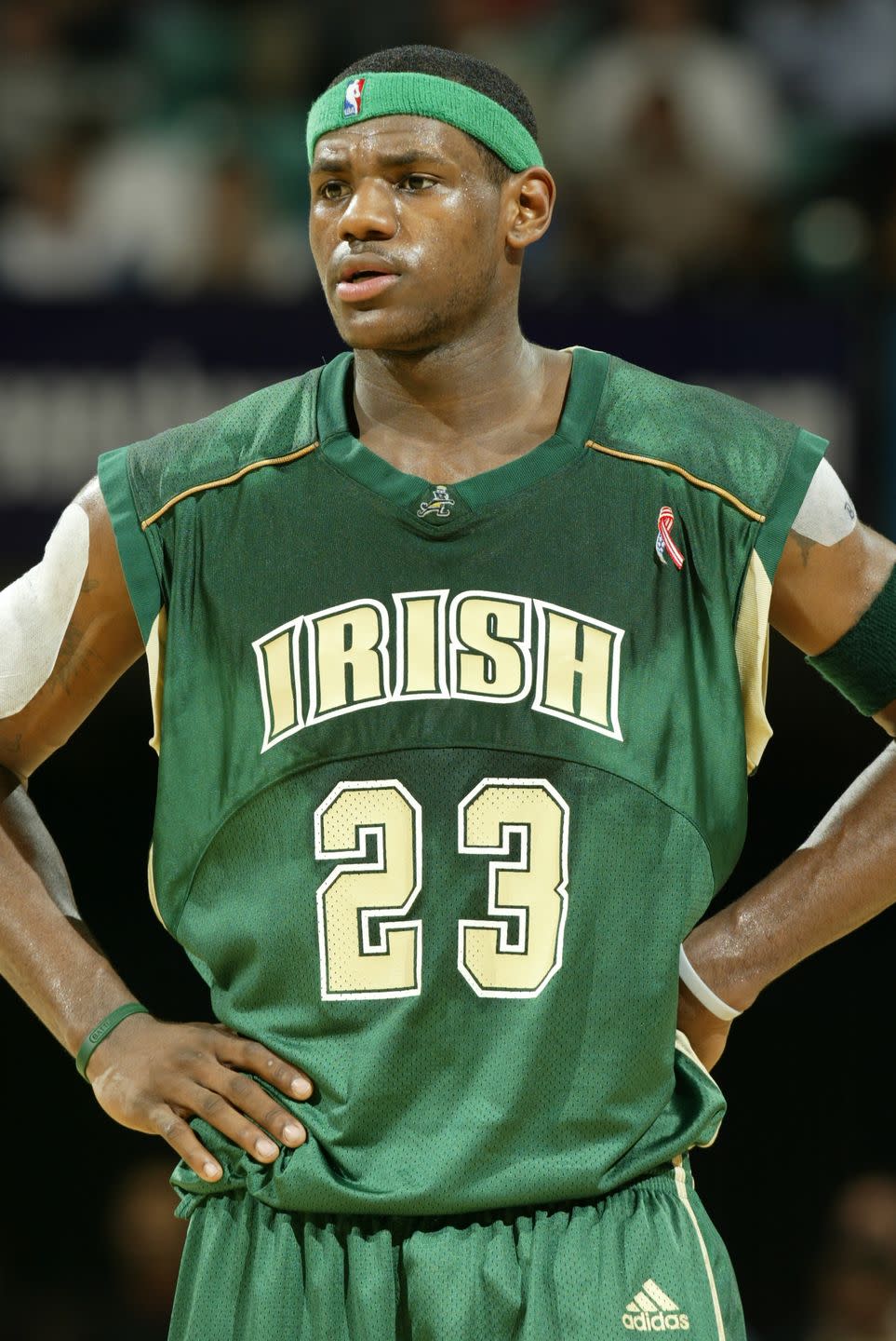 st vincent high school lebron james against rj reynolds high school at the greensboro coliseum in greensboro, nc on jan 15, 2003