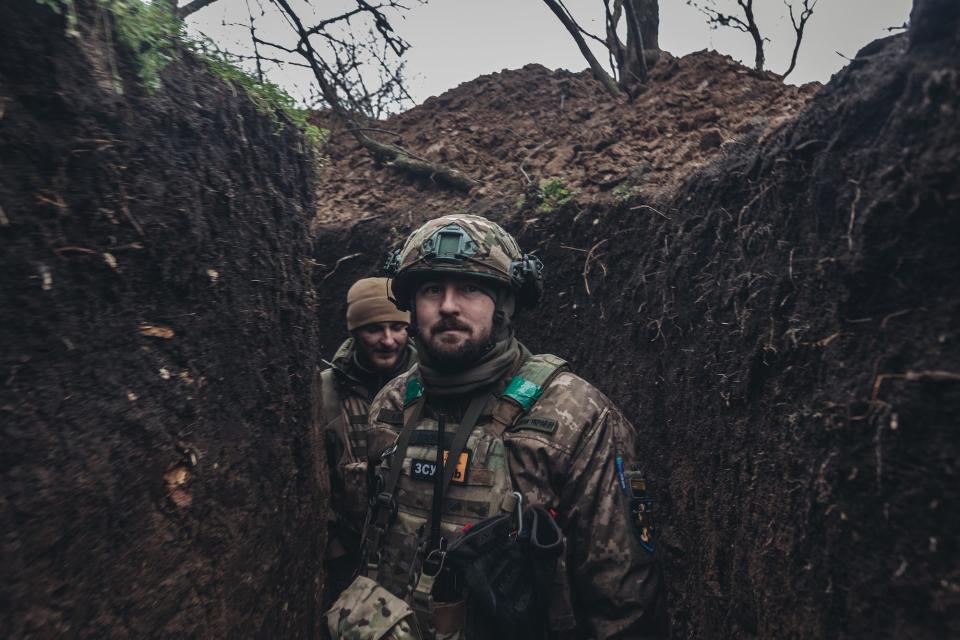 Ukrainian soldiers in a trench