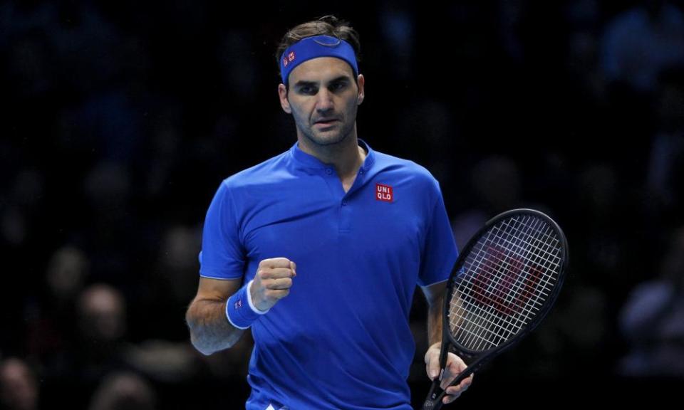 Roger Federer marches on at ATP Finals as battle over Davis Cup’s future goes on